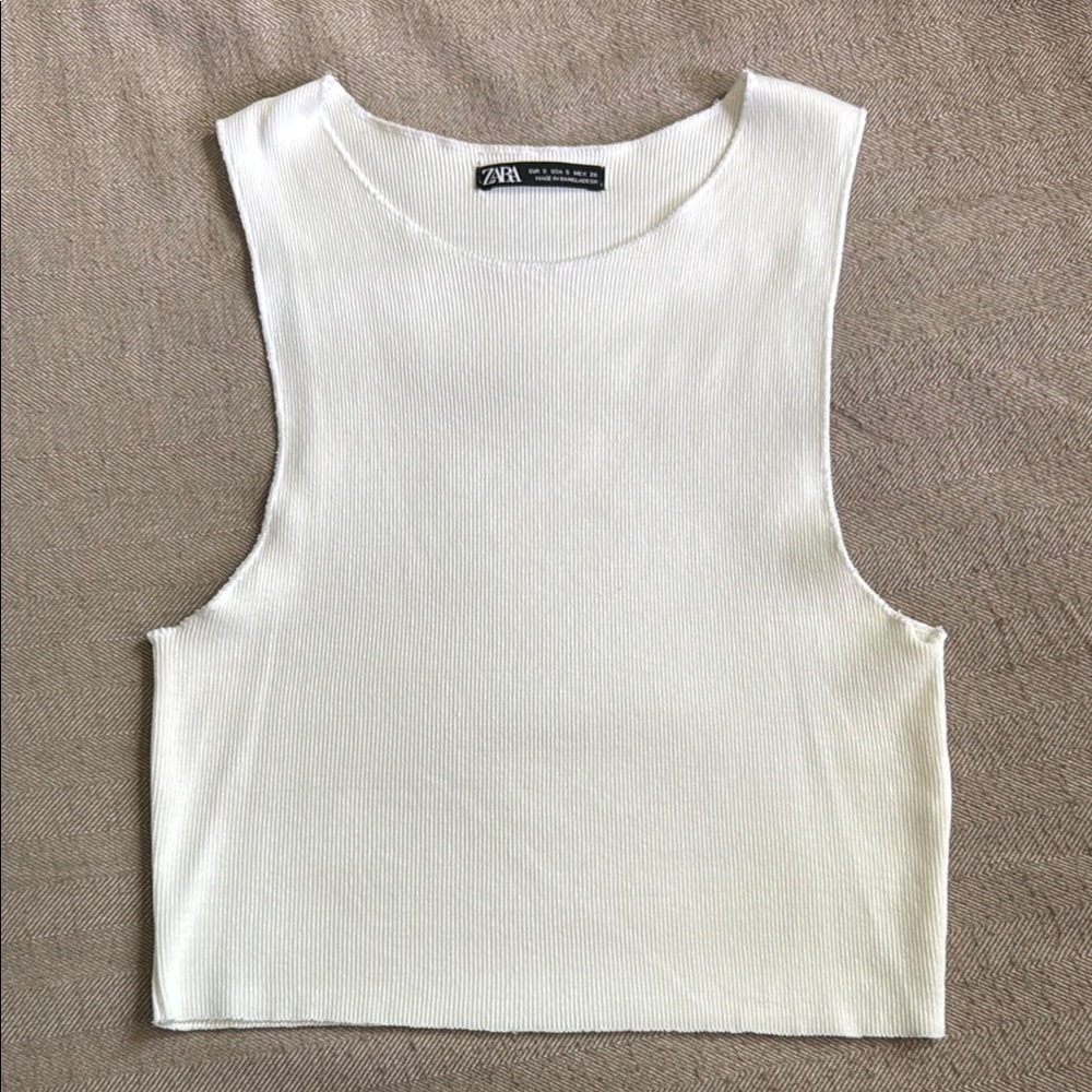 Zara White Sleeveless Fitted Crop Tank Top